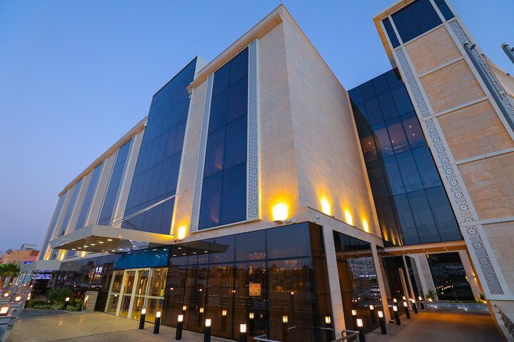 Exterior of Cheerful Al Waha Unayzah Hotel
