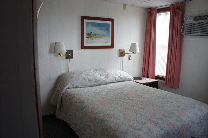Room 7 of 39