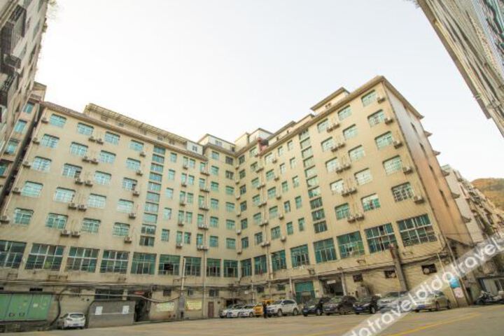Hotel 2 of 23