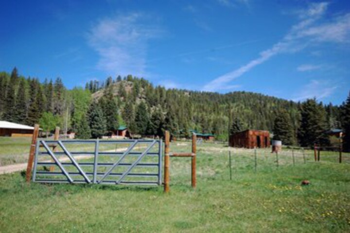 Property Grounds 21 of 38