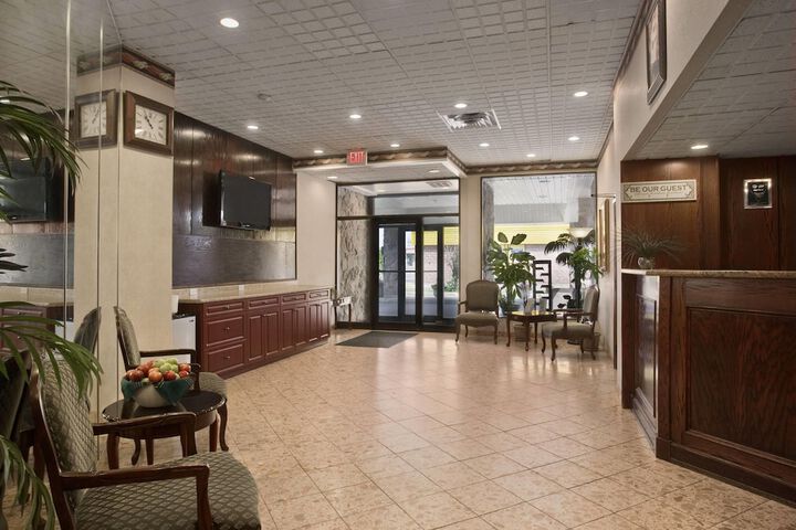 Guest Lobby