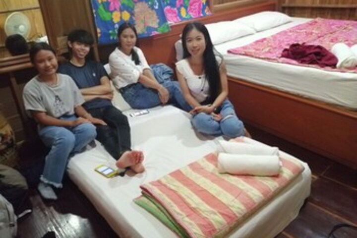 Room 98 of 110