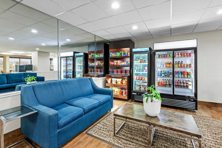 Guest Lobby