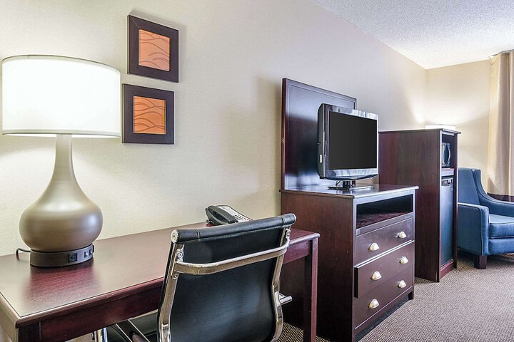 Room 8 of 59