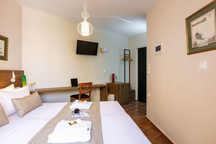 Room 35 of 78