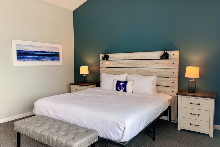 Room 9 of 50