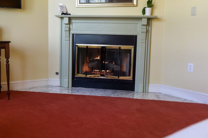Room 10 of 51