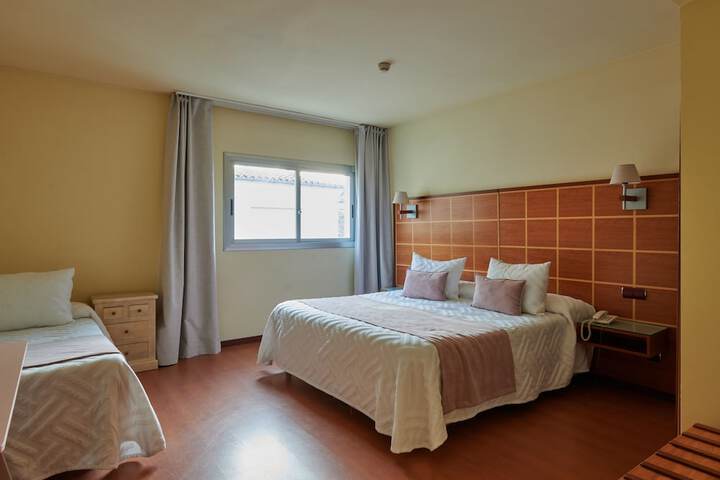 Room 68 of 186