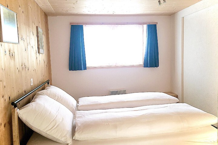 Room 31 of 128