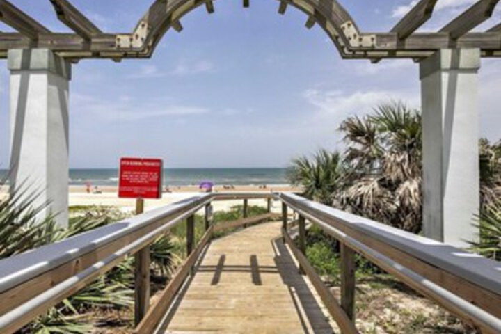 Ormond Beach Beach Side Vacation Home in Ormond Beach, FL