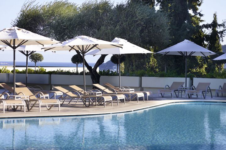 Pool 76 of 153