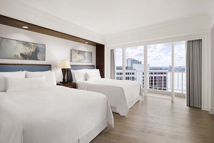 Room 20 of 122