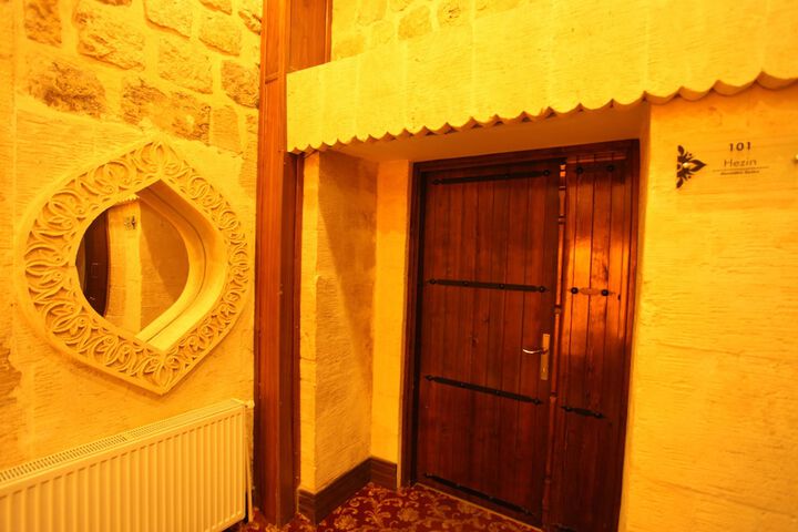 Hotel Interior 13 of 158