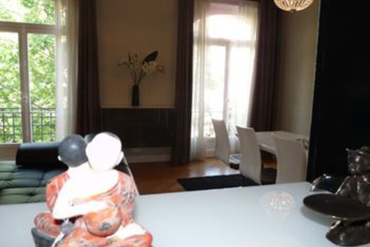 Room 16 of 27