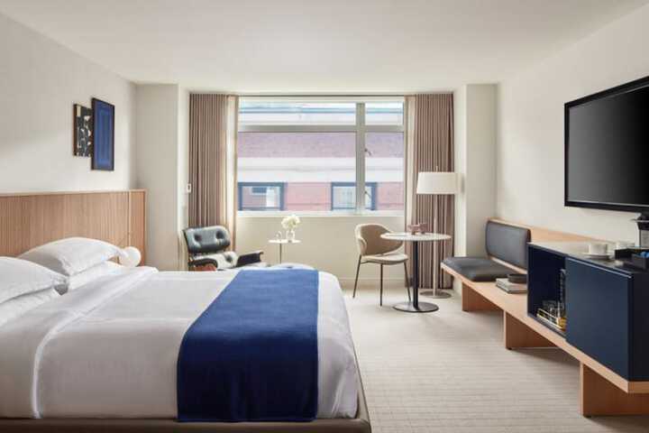 Room 45 of 120