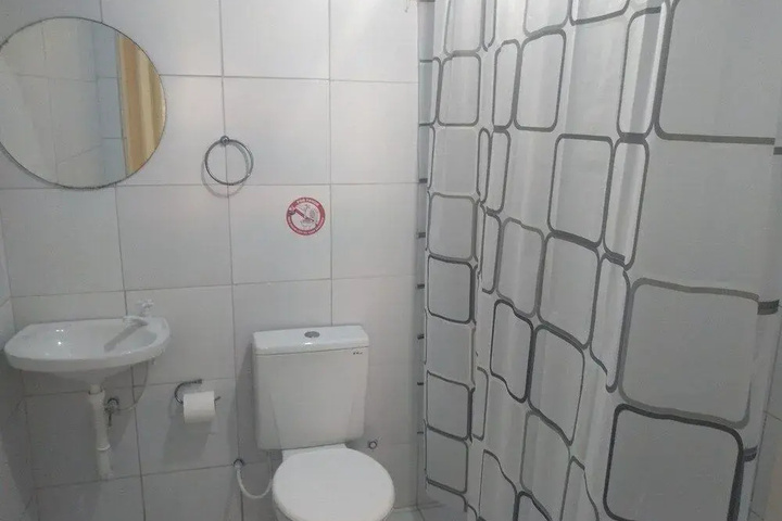 Room 7 of 19