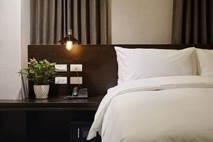 Room 14 of 31