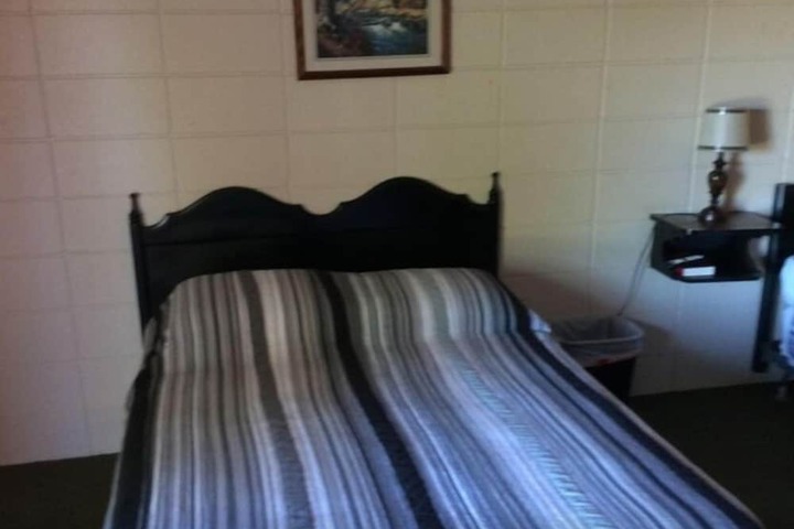 Room 7 of 28