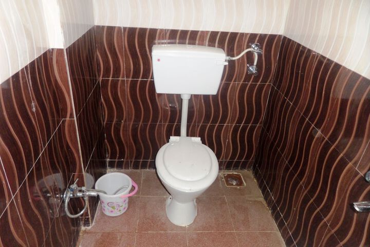 Room 10 of 20