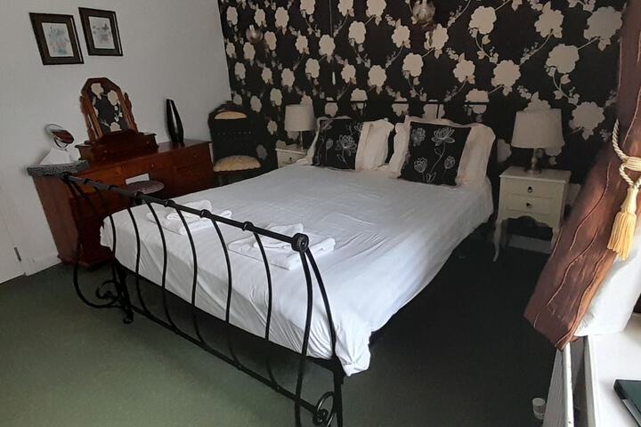Room 7 of 46