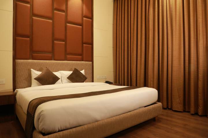 Room 35 of 133