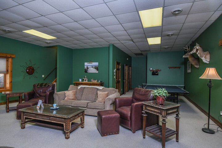 Room 16 of 16