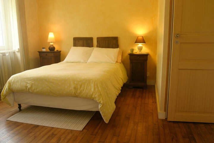 Room 15 of 46