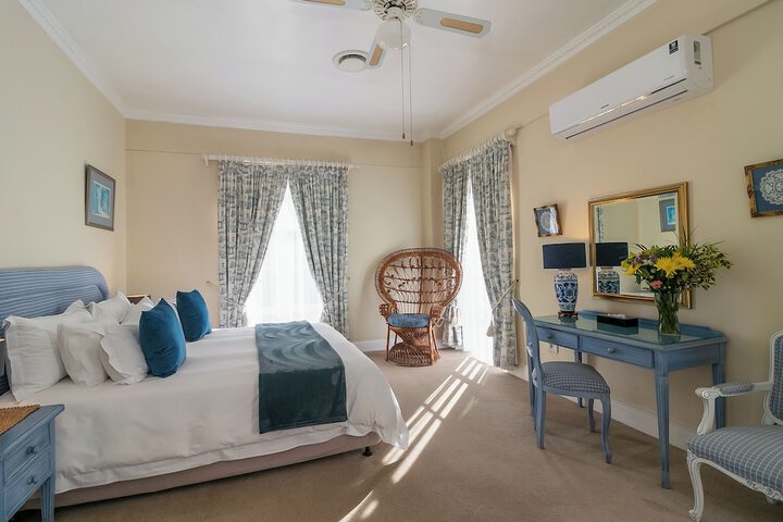 Room 16 of 204