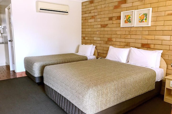 Room 12 of 51
