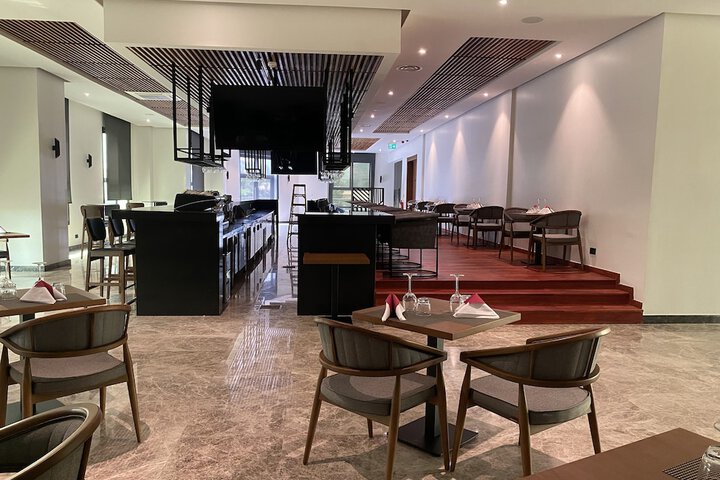 Lounge 95 of 117
