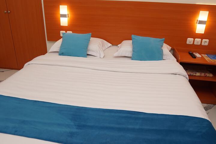 Room 19 of 46
