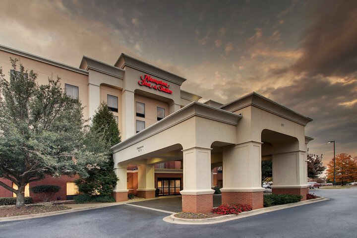 Hampton Inn Suites Spartanburg-i-26-westgate Mall - Spartanburg Sc 801 Spartan 29301