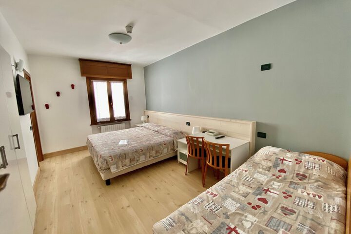 Room 8 of 54