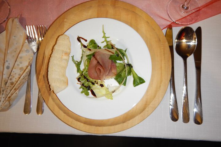 Dining Photos