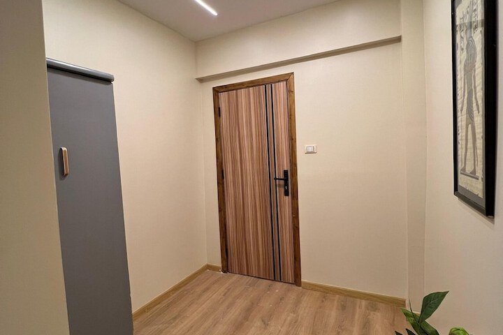 Room 66 of 196