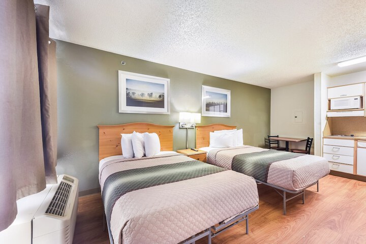 Studio 2 Double Beds (3 of 6)