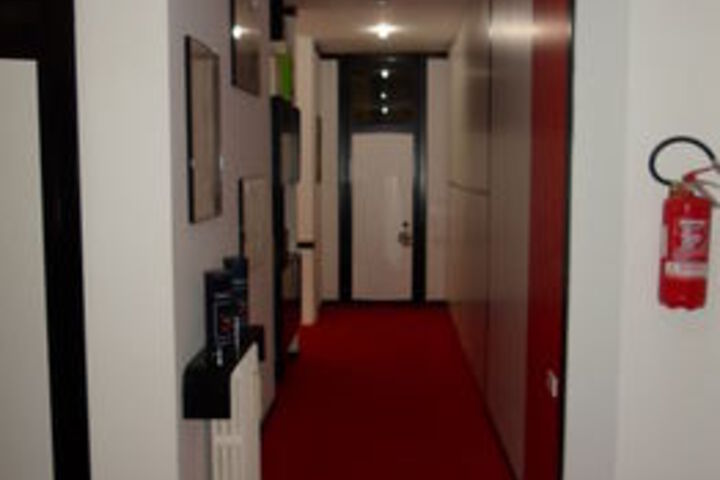 Ballroom/Hall 64 of 95
