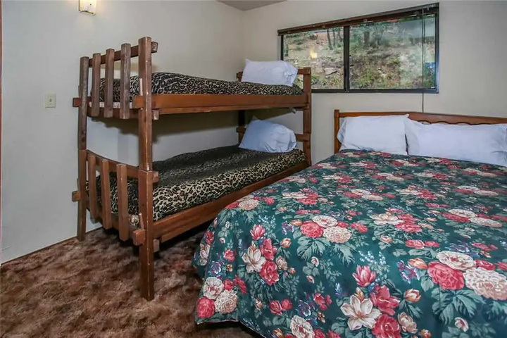 Room 3 of 13