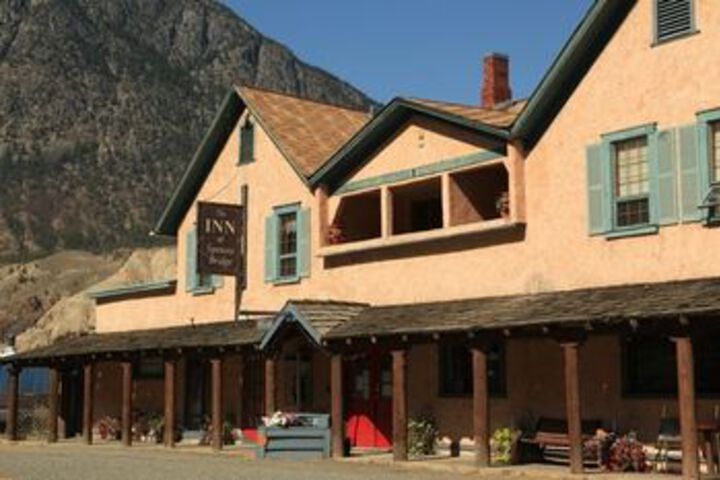 Hotel 3 of 68