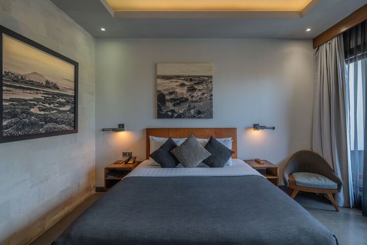 Room 15 of 46
