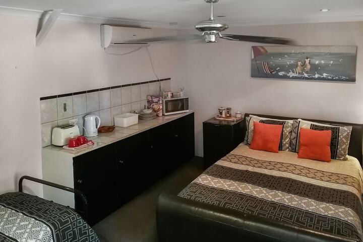 Room 5 of 23