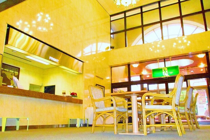 Guest Lobby