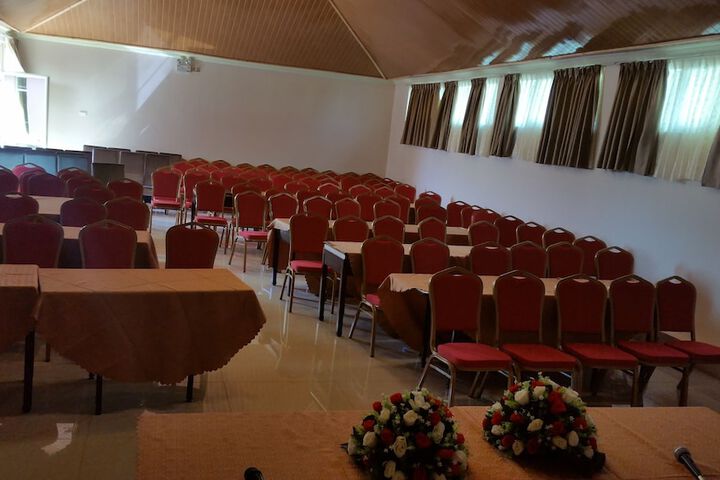 Meeting 28 of 33