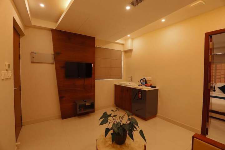 Room 10 of 53