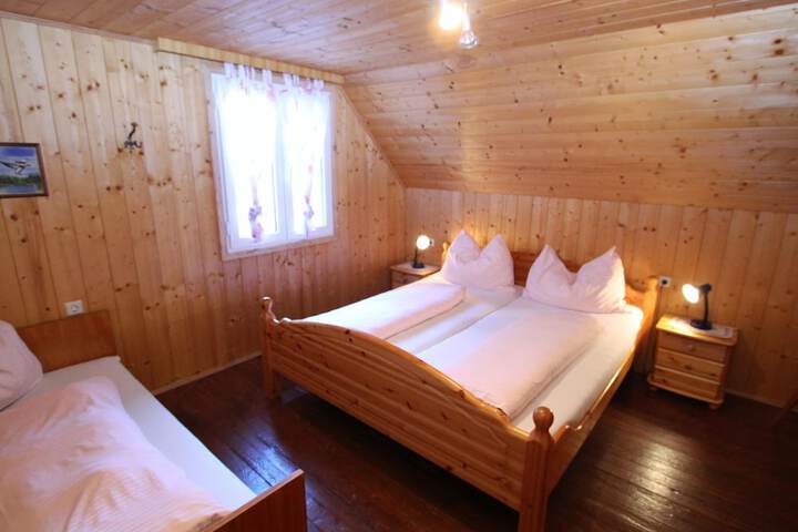 Room 9 of 39
