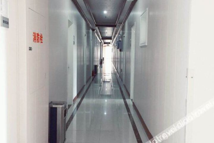 Hotel Interior 10 of 34