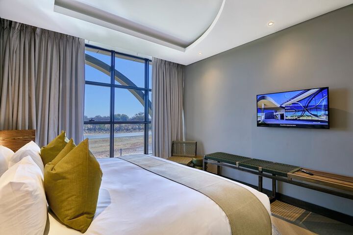 Room 2 of 171