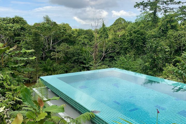 Pool 34 of 44