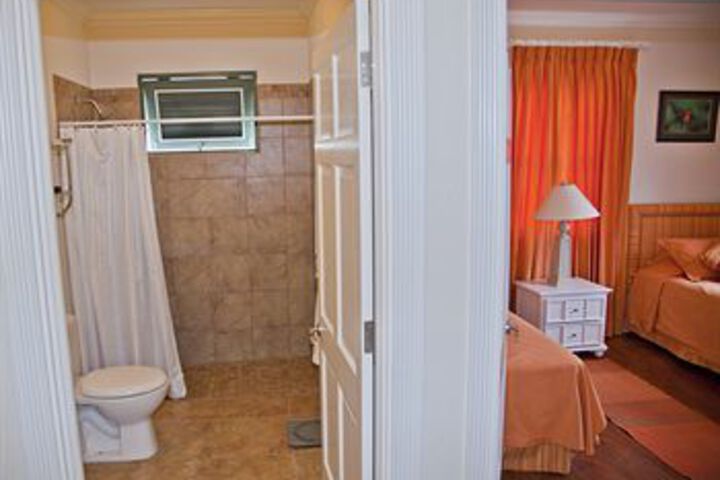 Room 2 of 36