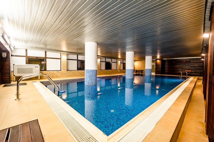 Pool 43 of 146
